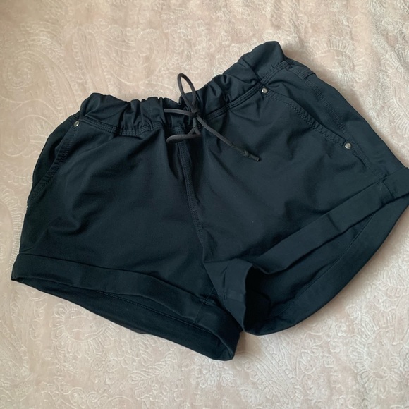Lululemon athletic shorts - Picture 1 of 2